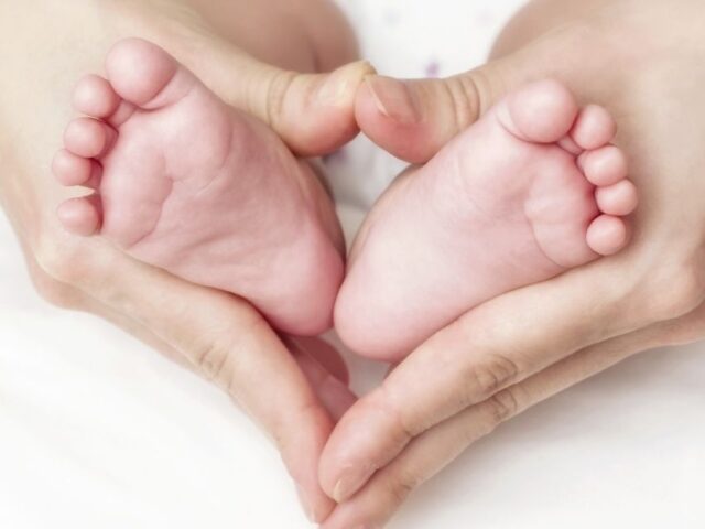 Newborn Survival in The First 40 Days: 5 Tips Every Mom Should Know